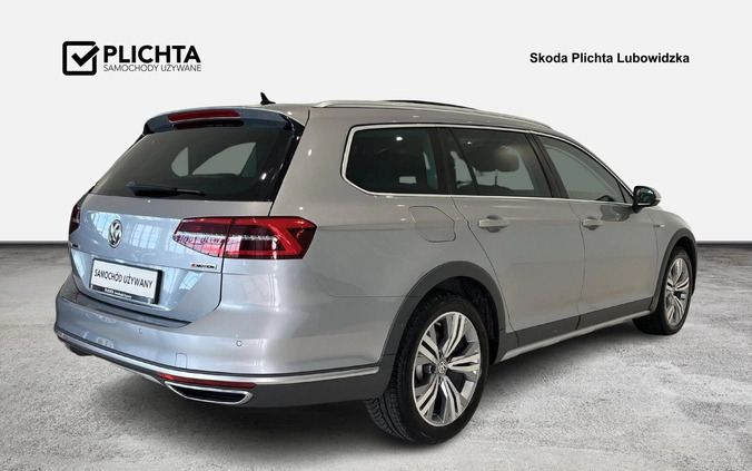 Volkswagen Passat cena 136900 przebieg: 69862, rok produkcji 2019 z Przemków małe 562